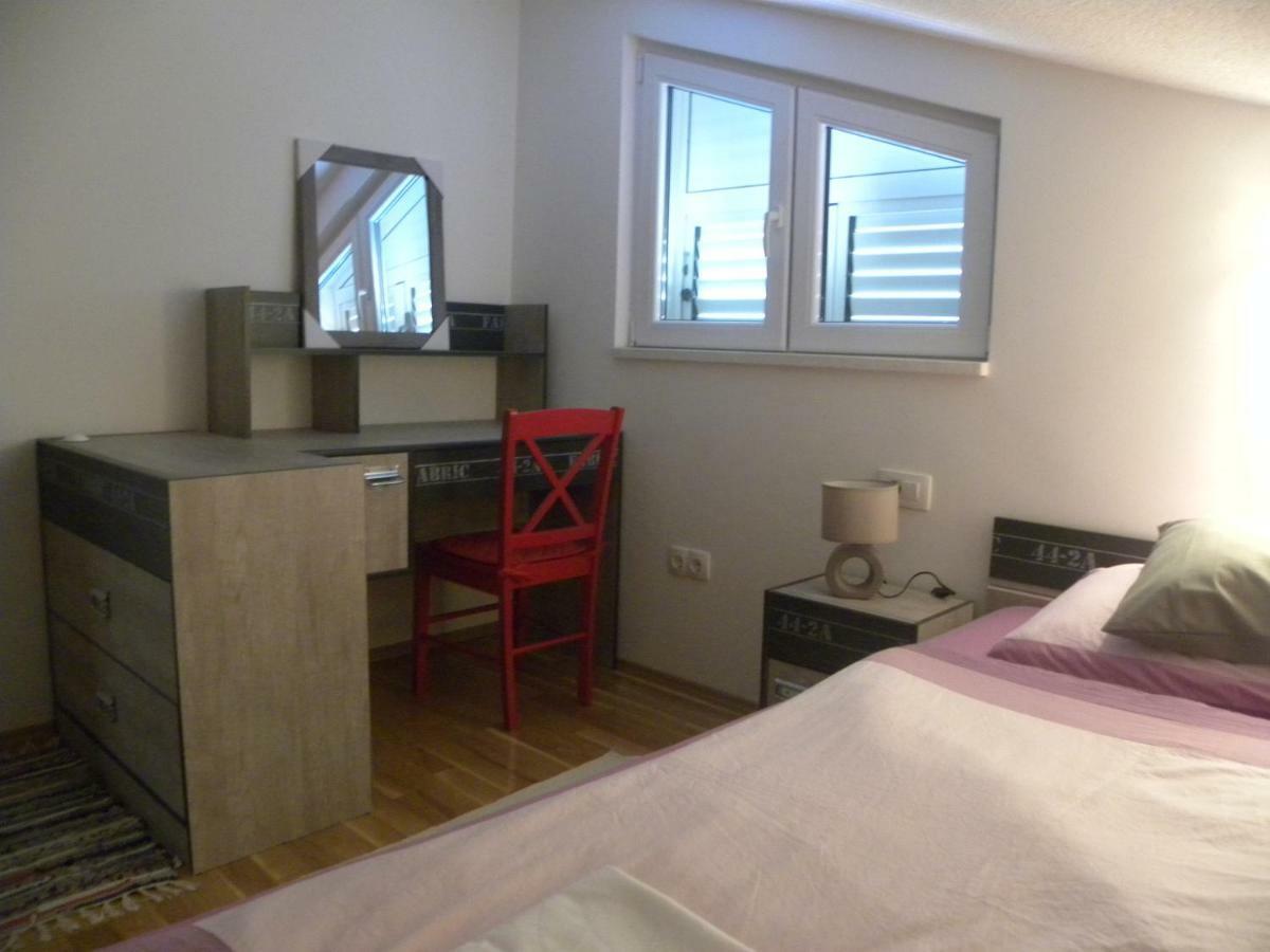 Anka Strman Apartment Makarska Exterior foto