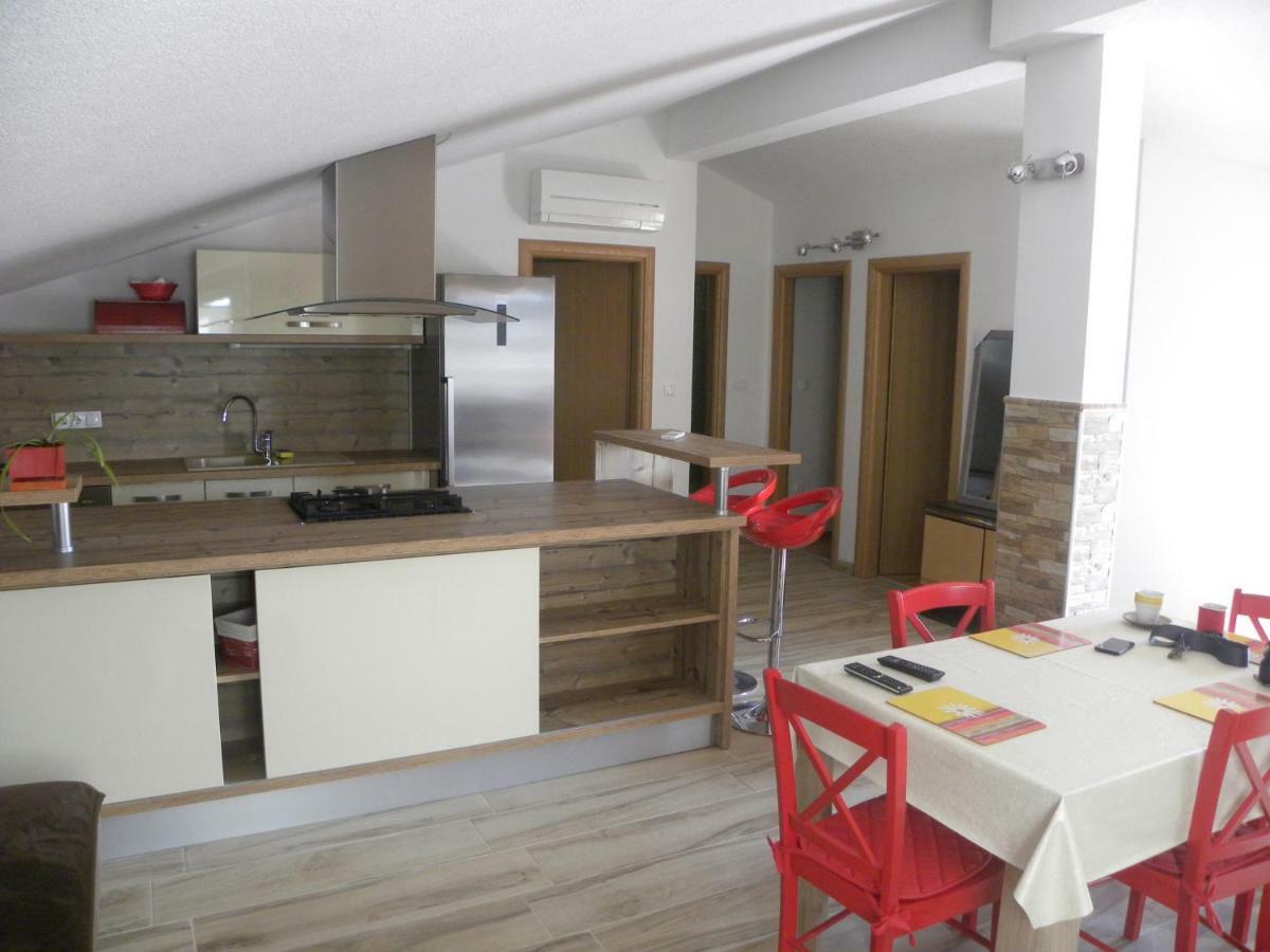 Anka Strman Apartment Makarska Exterior foto