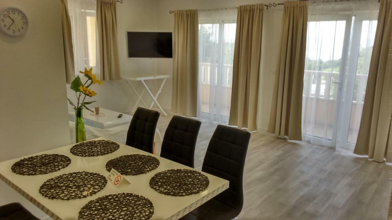 Anka Strman Apartment Makarska Exterior foto