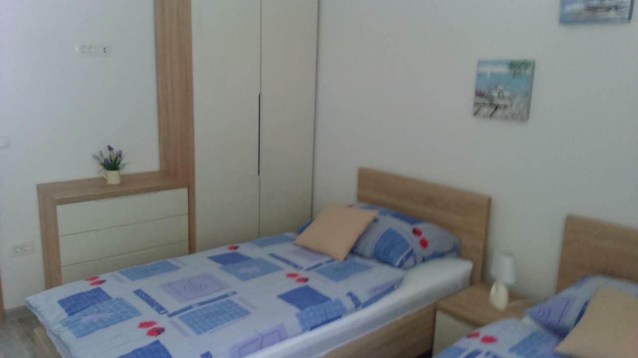 Anka Strman Apartment Makarska Exterior foto